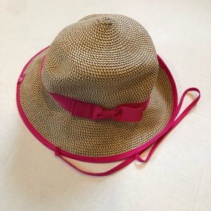 Calikids sun hat pink trim adjustable